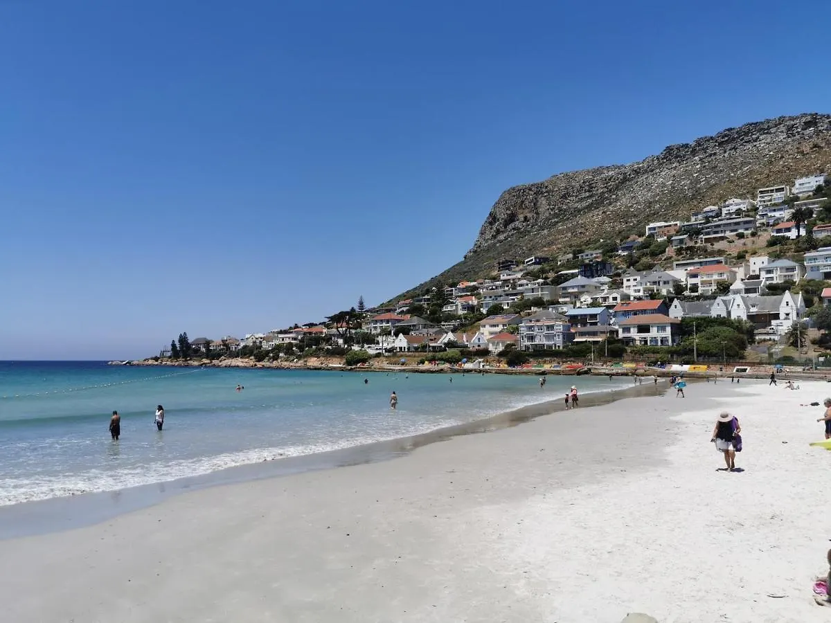 Surfwatch Villa Fish Hoek Holiday home