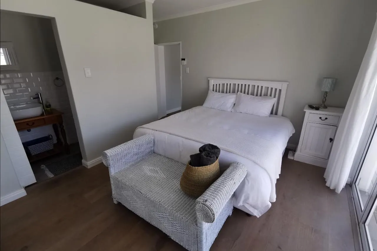 Surfwatch Villa Fish Hoek Holiday home